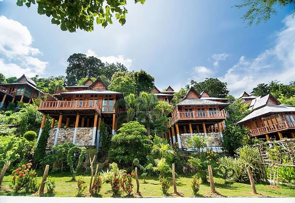 هتل فی فی لانگ بیچ ریزورت